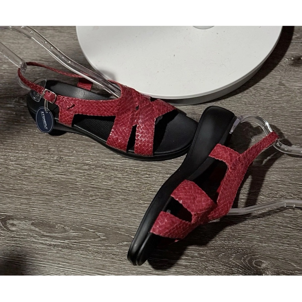 STONEFLY Scarlet Red Leather Snakeskin Strappy Wedge Sandals NWT Size 40 - Picture 4 of 10